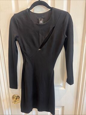 Hours- Women’s Black Long-Sleeve Cutout Dress - XS